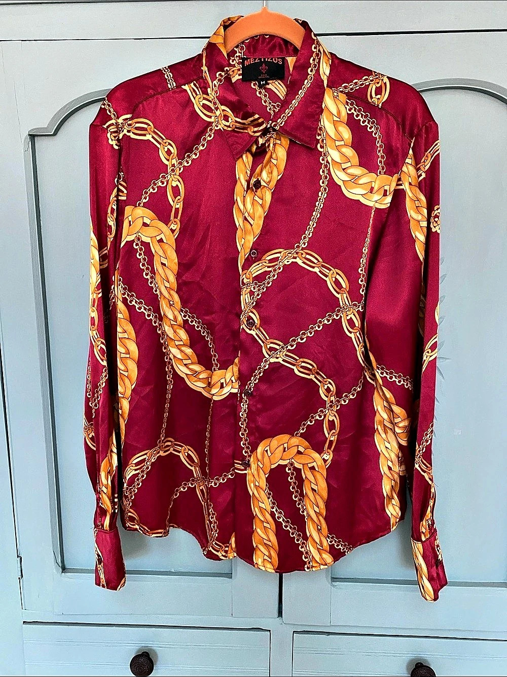 MEZTIZOS Chain Print Button Down Top Burgundy Size Medium Like New